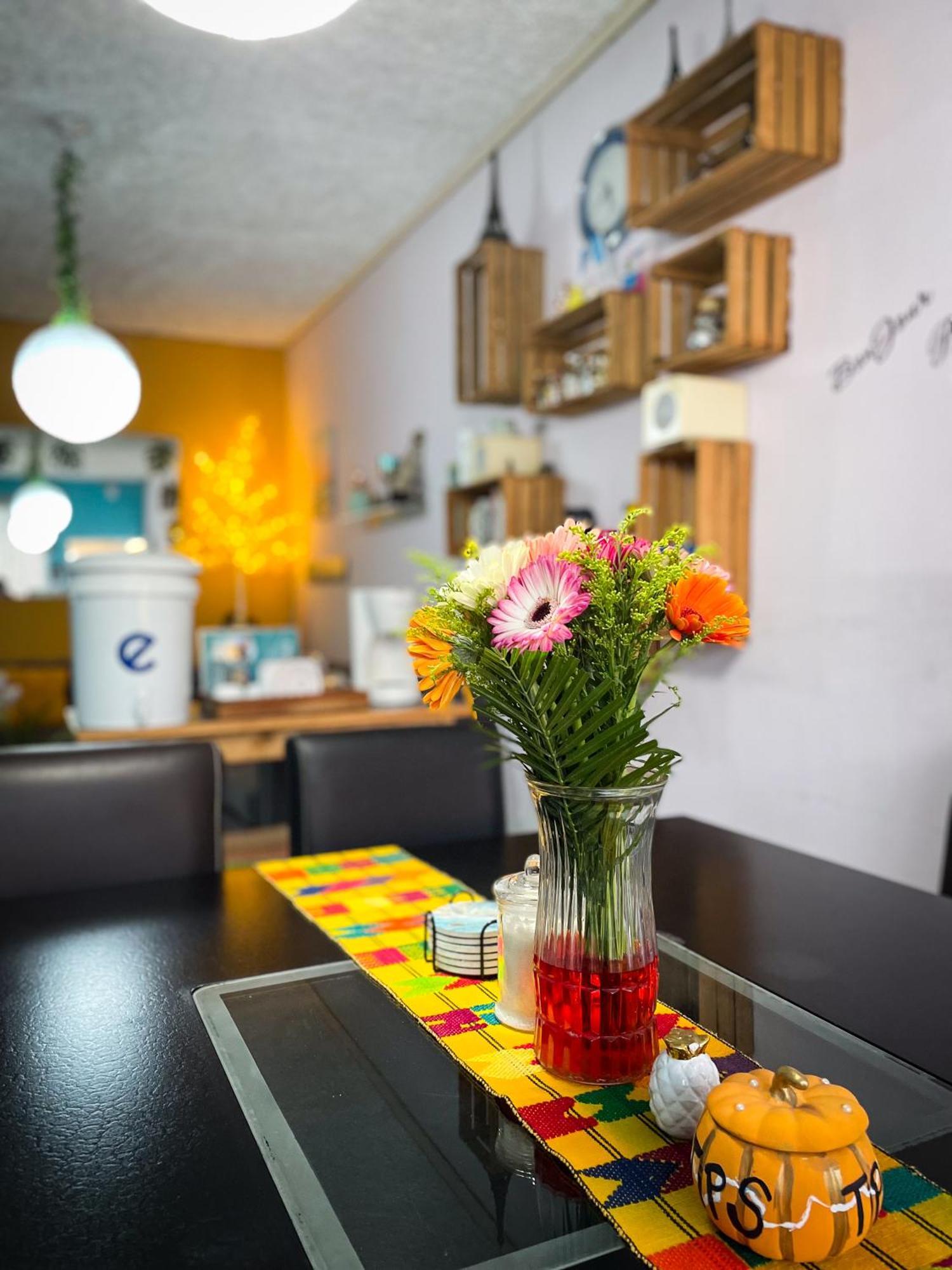 Hostal De Lucca Γουατεμάλα Εξωτερικό φωτογραφία