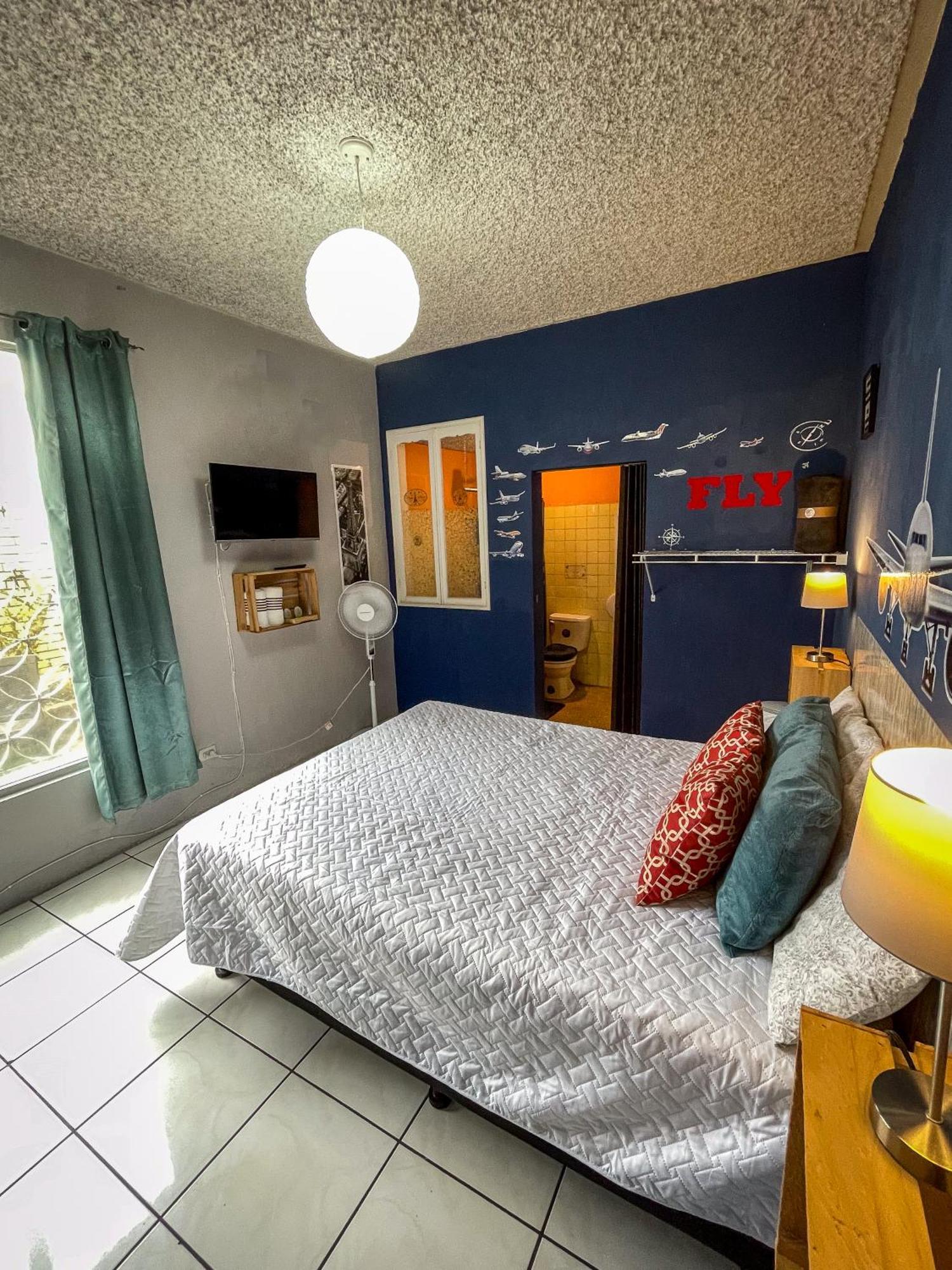 Hostal De Lucca Γουατεμάλα Εξωτερικό φωτογραφία